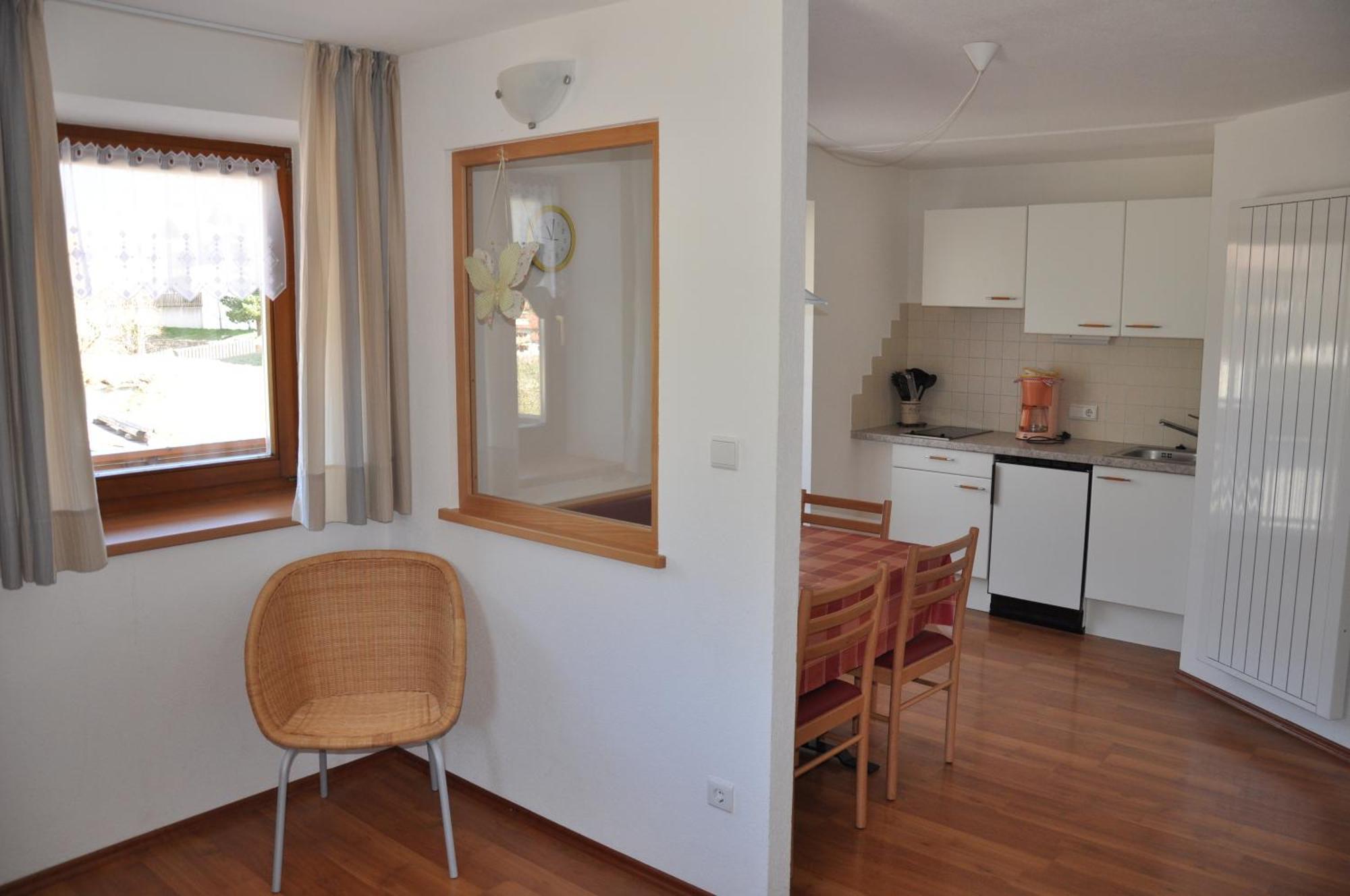 Appartements Wiesenheim Oberrasen Exteriör bild