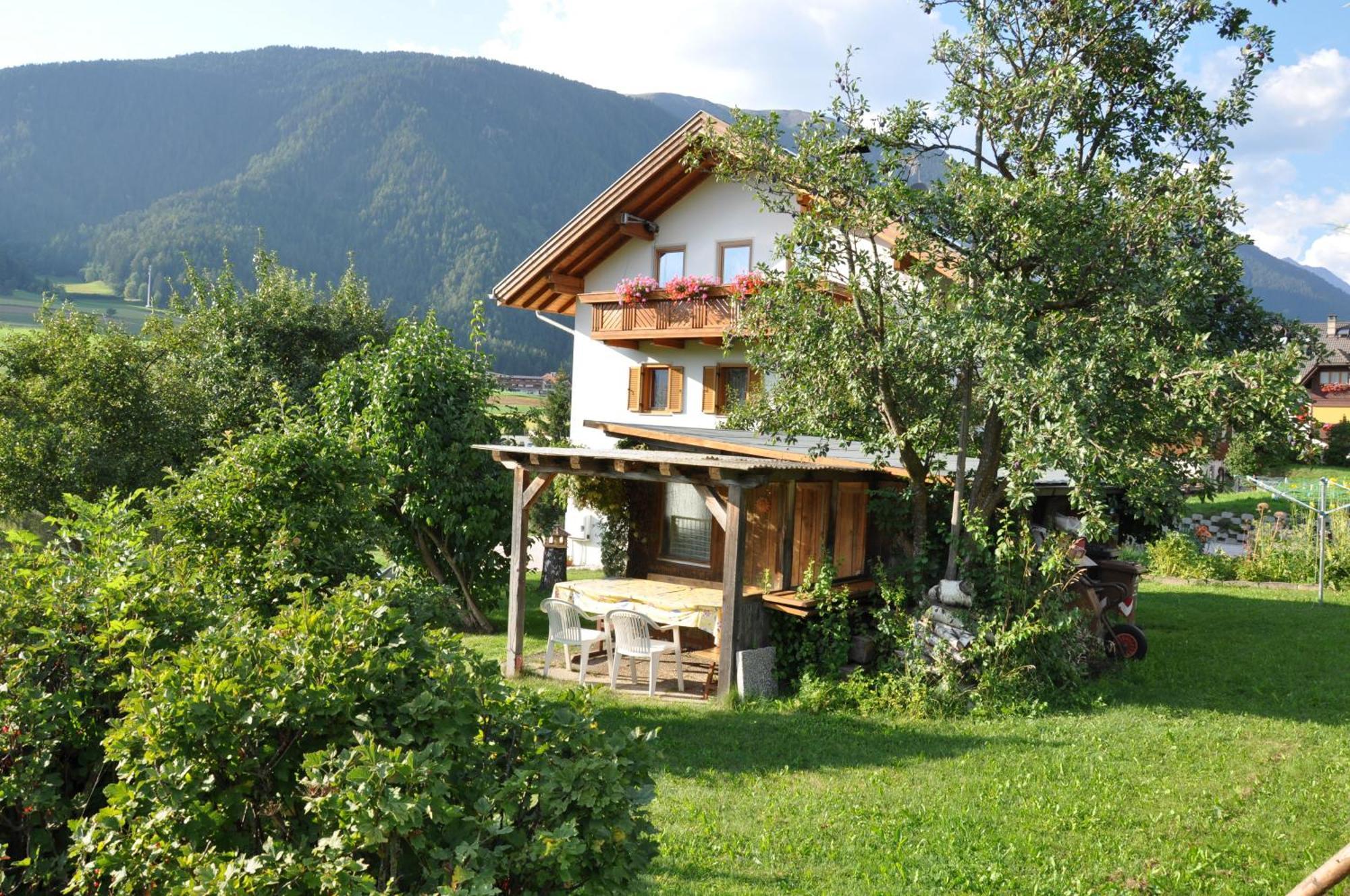 Appartements Wiesenheim Oberrasen Exteriör bild